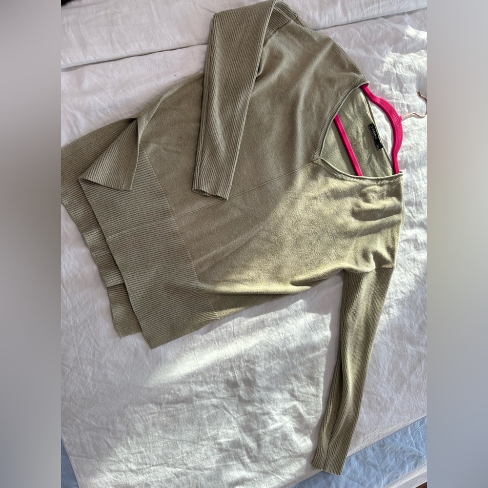 Olive green sweater size S